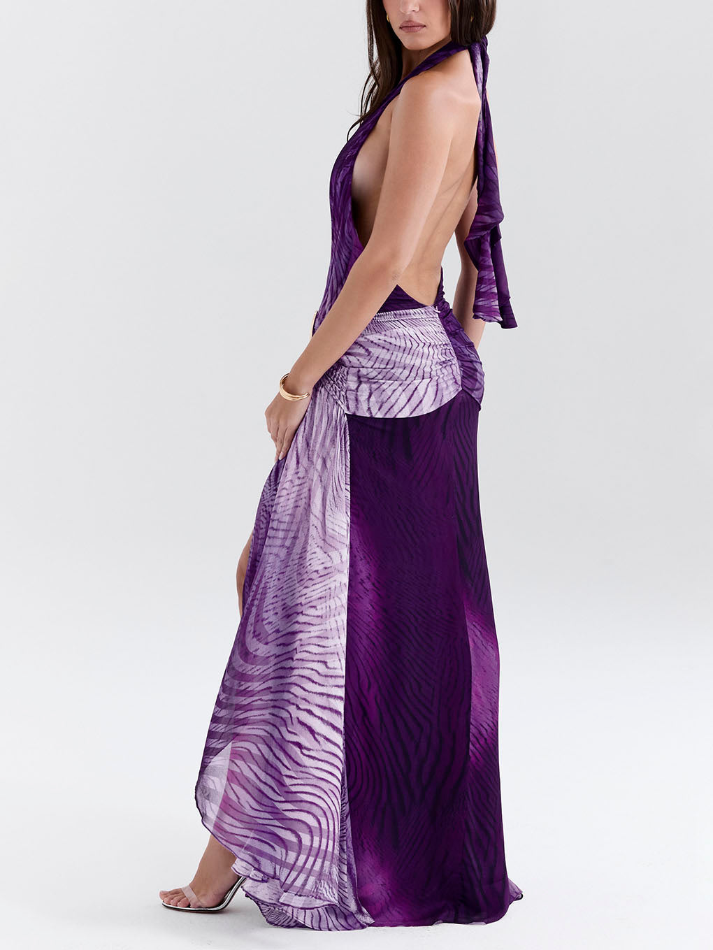 Elegant V-Neck Gradient Print Halter Neck Midi Dress