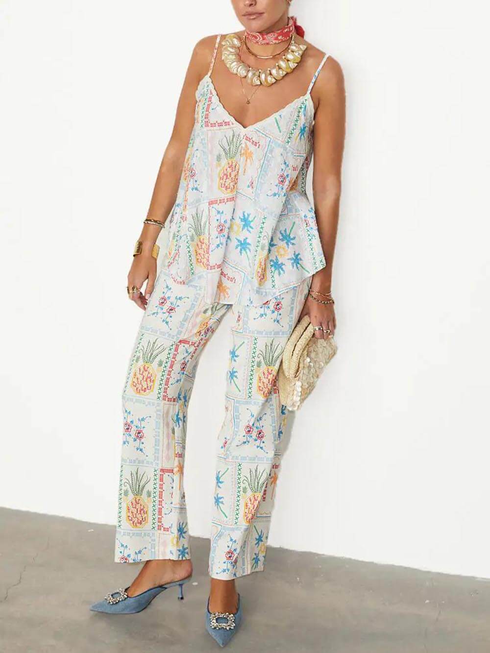 Unique Island Print Cami Tank Top