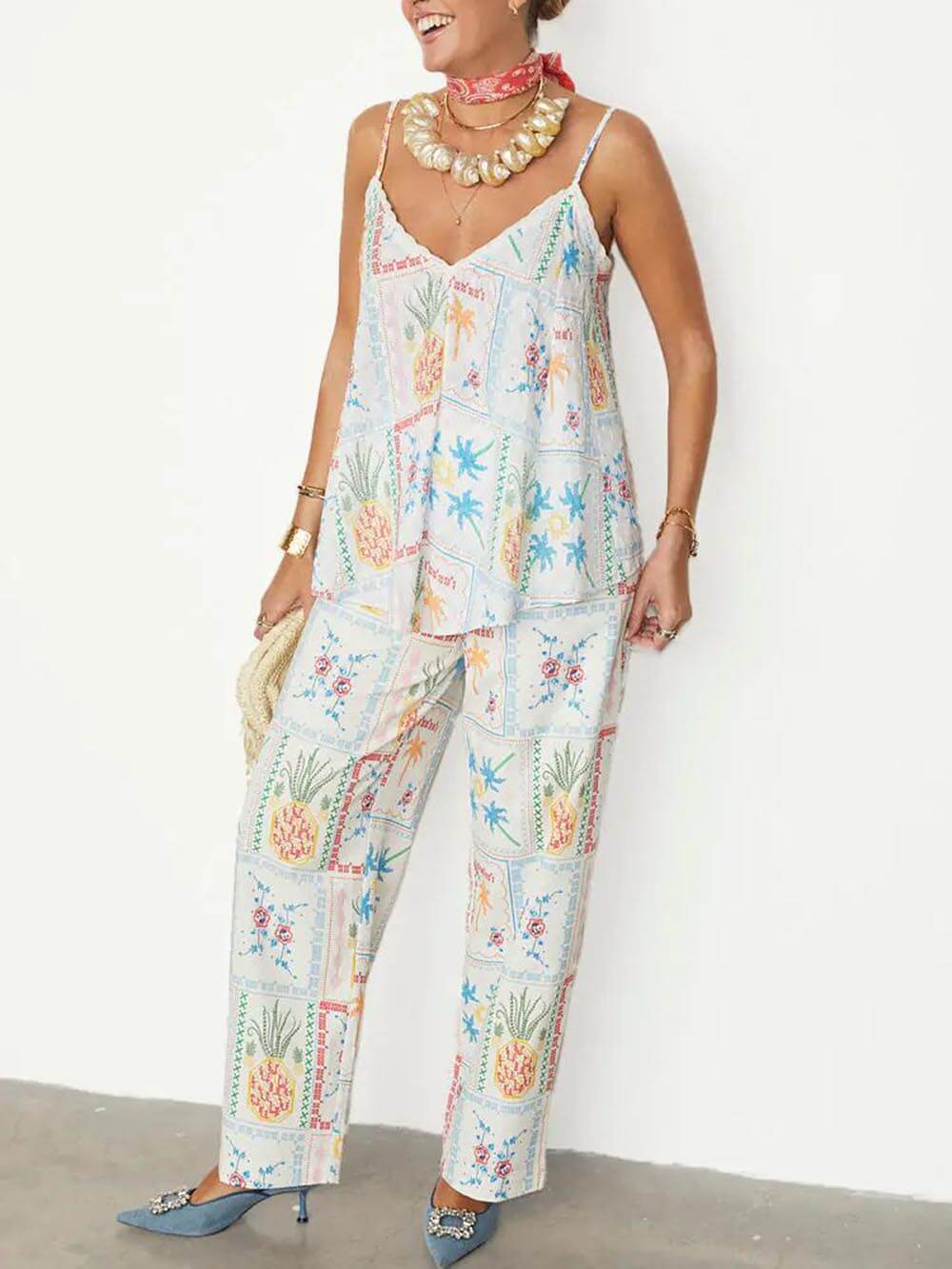 Unique Island Print Cami Tank Top