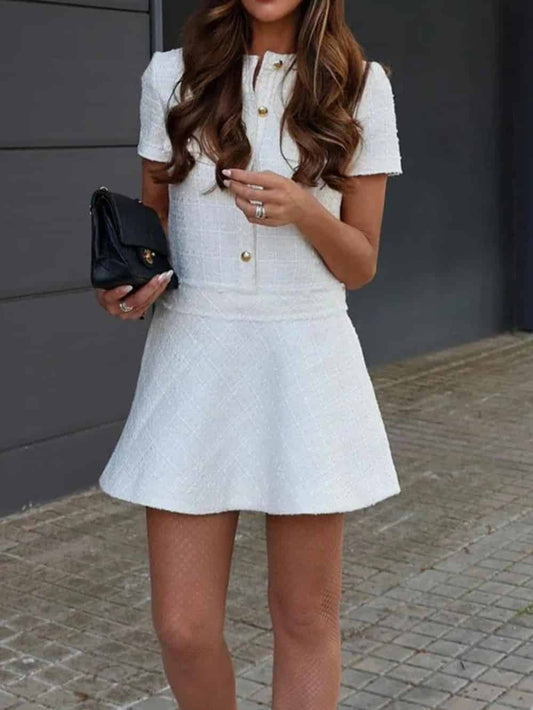 1960s London Girl Tweed Textured Gold Button Short Sleeve Pocketed Mini Dress