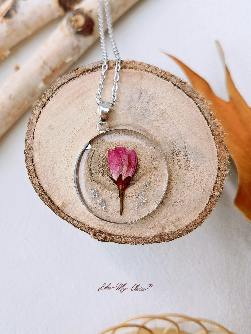 Resin Flower Necklace: August Rose