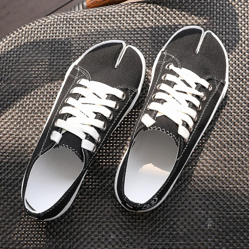 Tabi Sneakers: Splashing Ink Canvas - Women's Split Toe Shoes