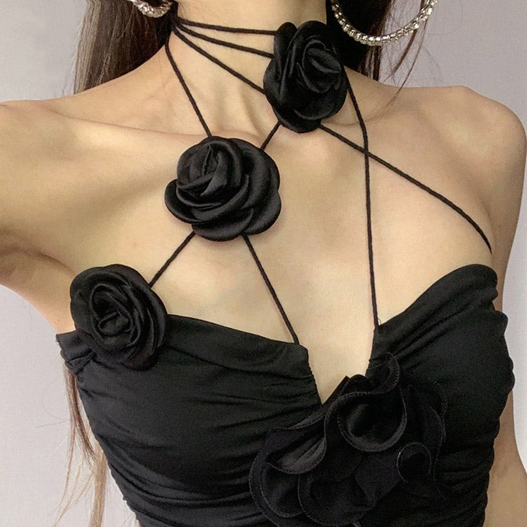 KANNA HALTER TOP DECORATED with FLOWERS