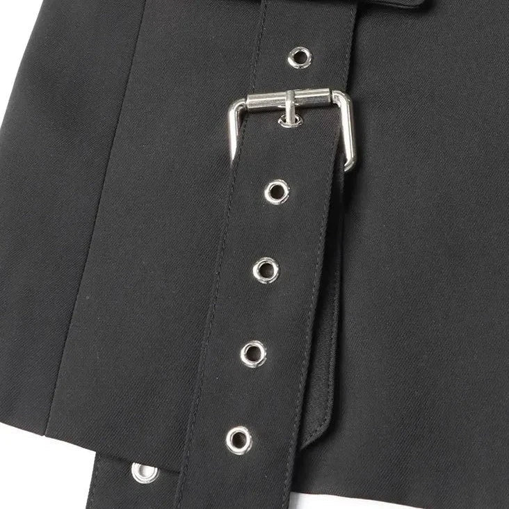 BLACK STRAPPY BELTED BLAZER