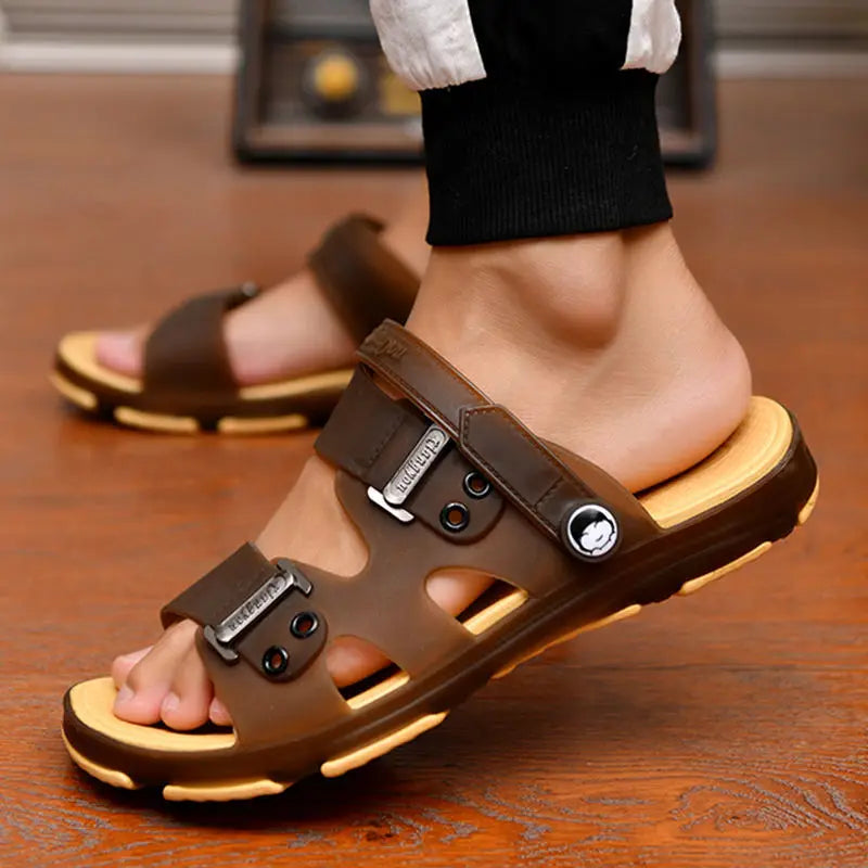 Summer Sandals: Outdoor Beach Indoor Durable Anti-Slip Peep Toe Men's