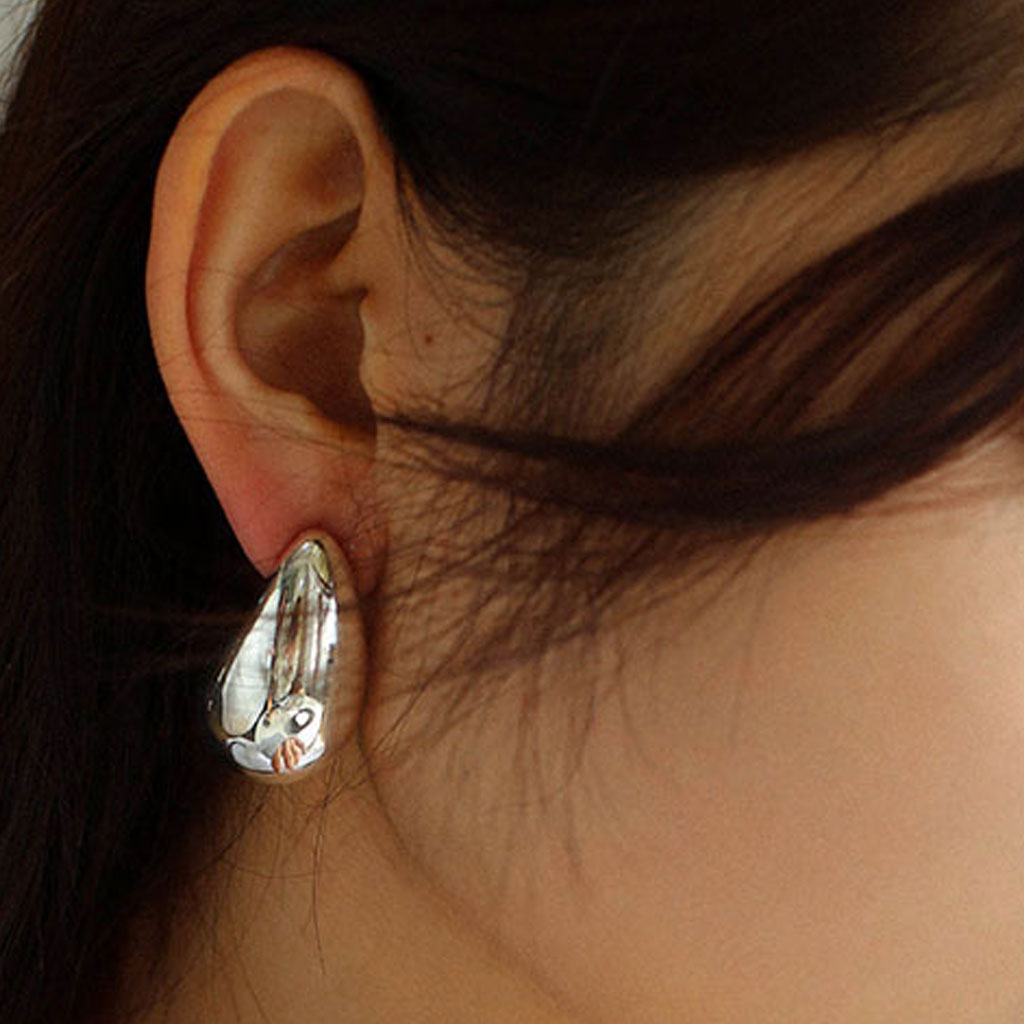 Eye Catching Oversized Water Drop Half Hoop Polished Dome Earrings