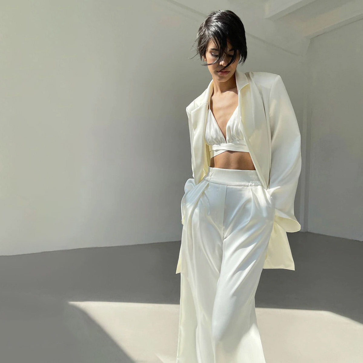 HADE LACE UP TOP PANTS and BLAZER SET