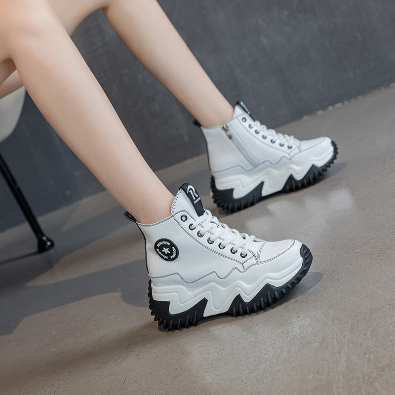 Sporty Muffin Sole Women's Shoes