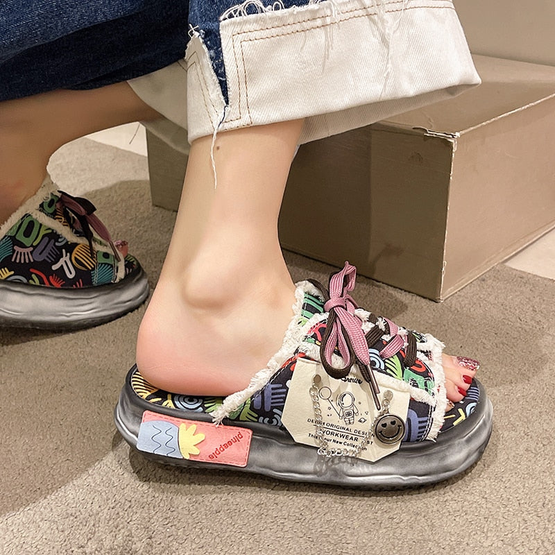 Graffiti Strap Home Platform Slippers