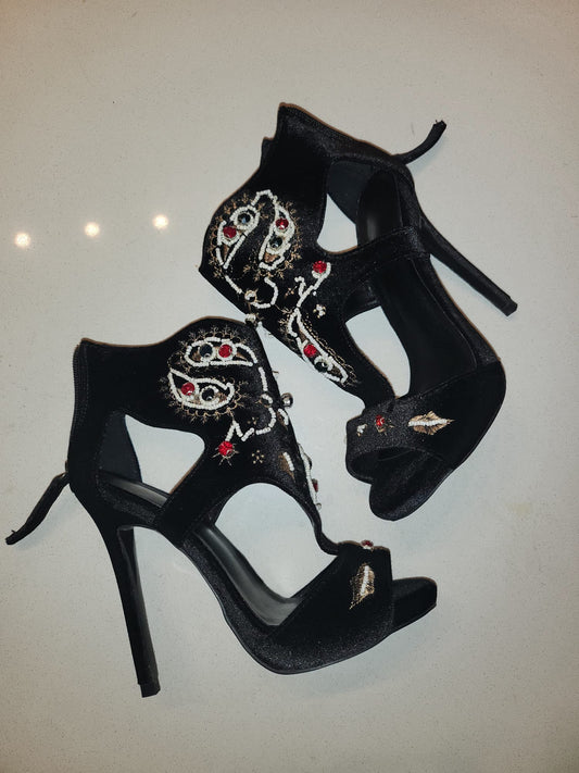 Clearance -Multi-color Embroidery String Sandal