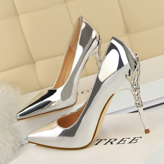 Metal Carving High Heel Pumps